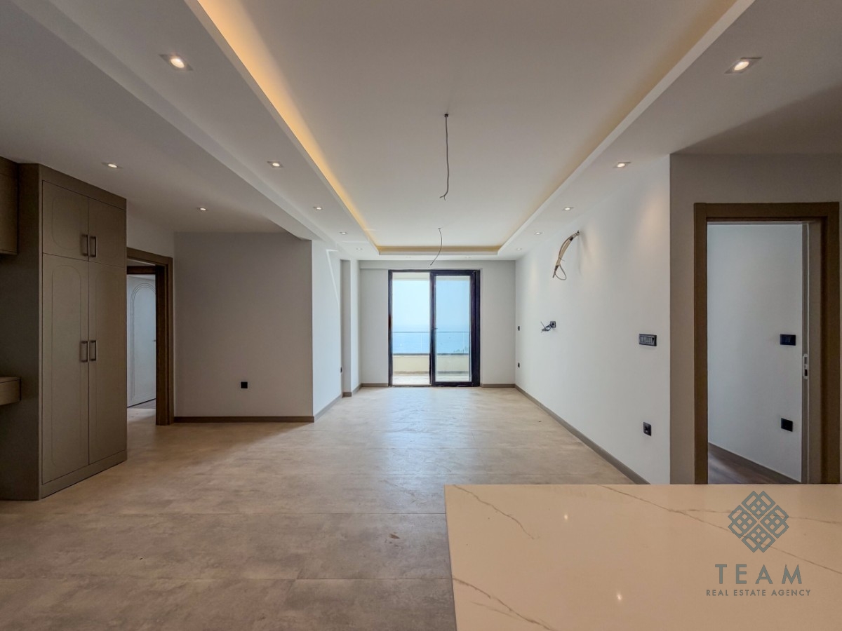 Budva, Komoševina, trosoban stan 93 m²